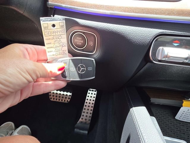 New 2025 Mercedes-Benz GLS 450 4MATIC image 16