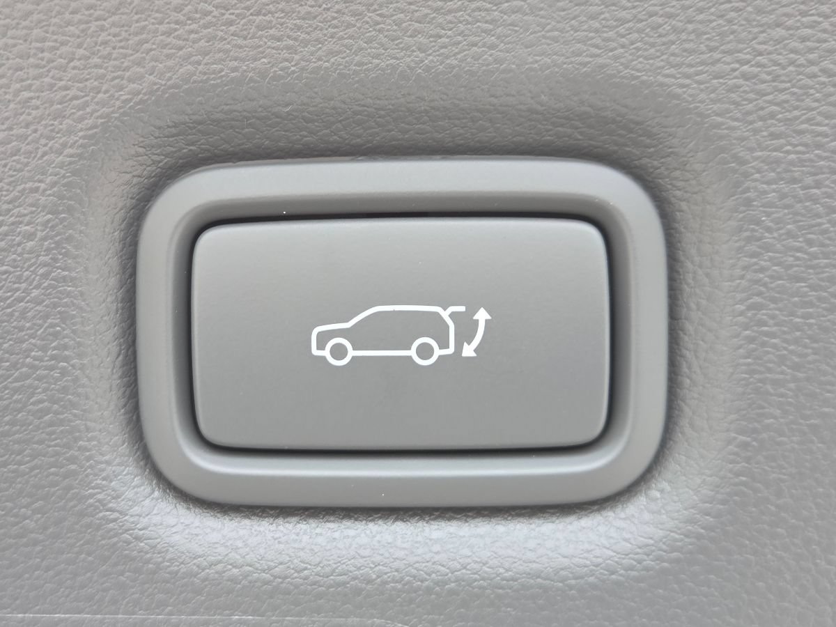 New 2026 Hyundai Ioniq 5 SEL AWD/4WD image 25