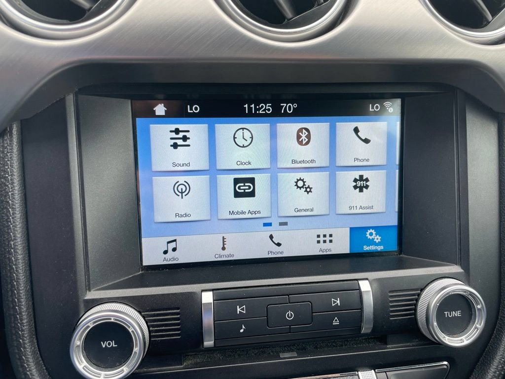 Used 2018 Ford Mustang Premium RWD image 17