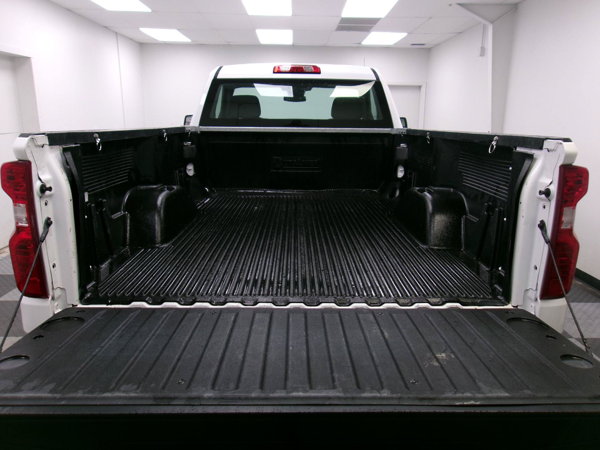 Used 2025 Chevrolet Silverado 1500 W/T RWD image 10