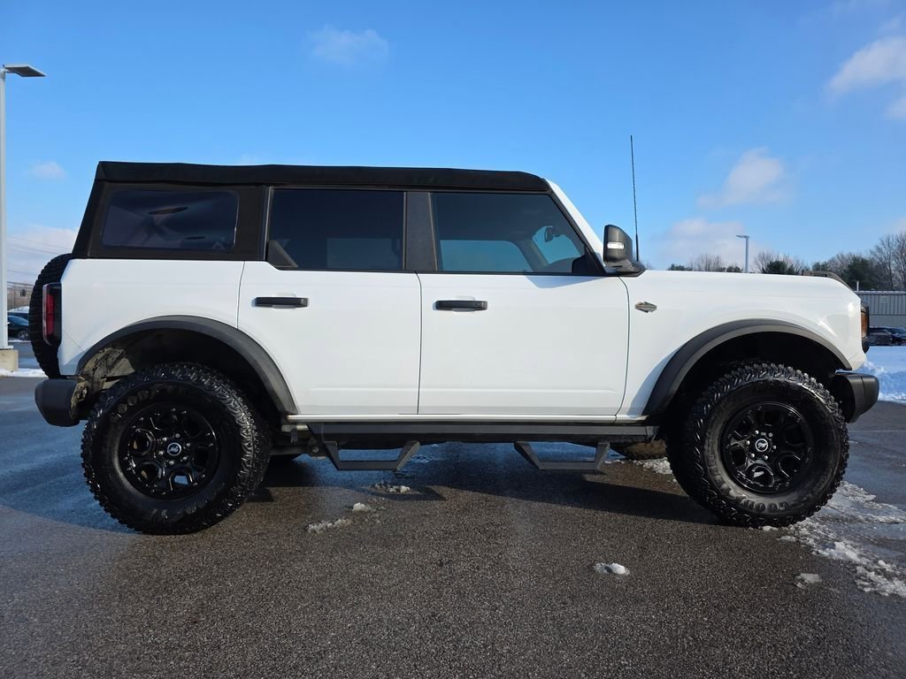 Used 2023 Ford Bronco Wildtrak image 11