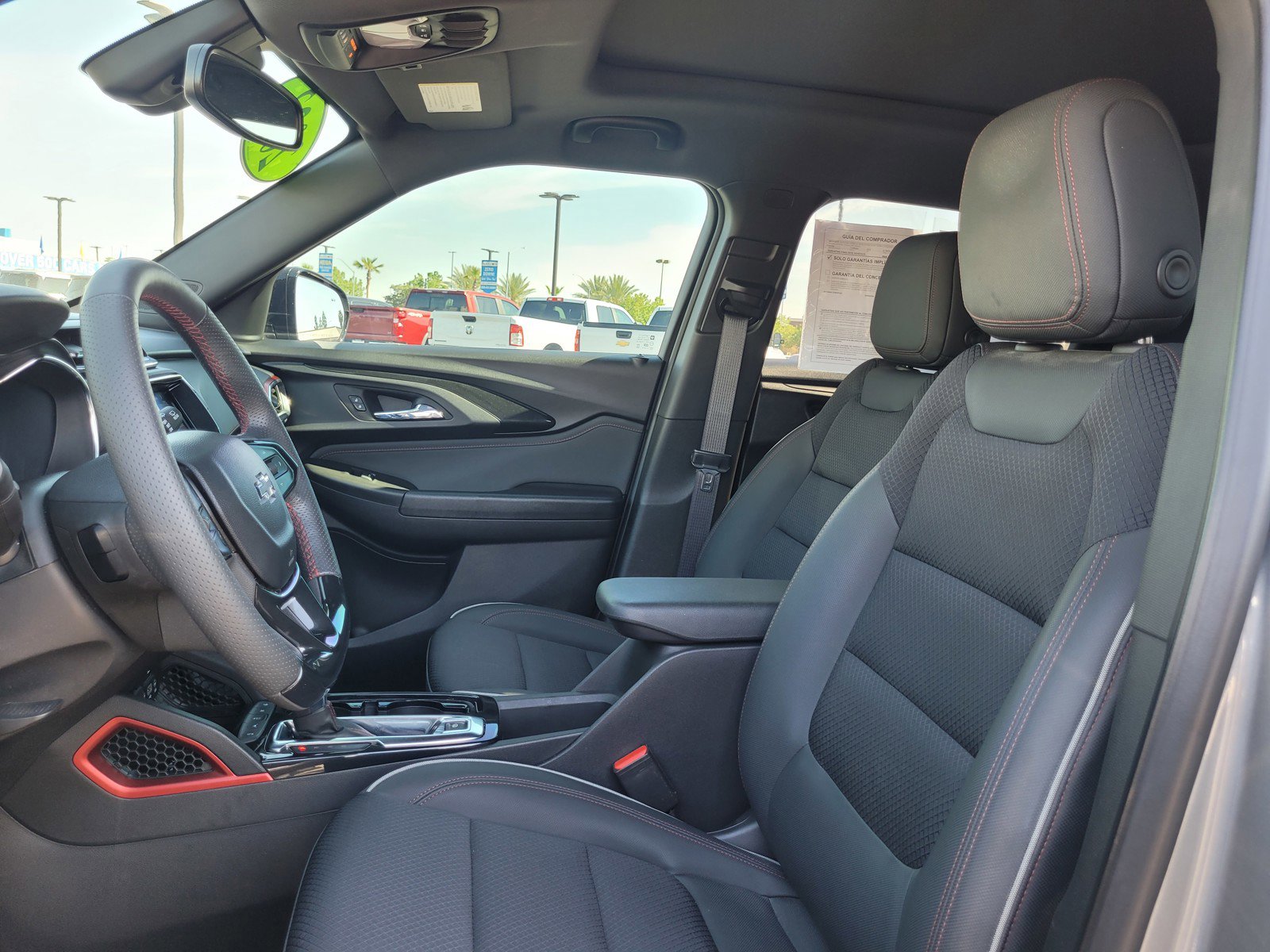 Used 2023 Chevrolet TrailBlazer RS w/ Sun and Liftgate Package image 10