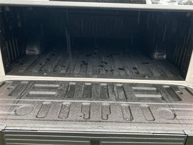 Used 2016 Ford F150 Platinum w/ Equipment Group 701A Luxury image 30