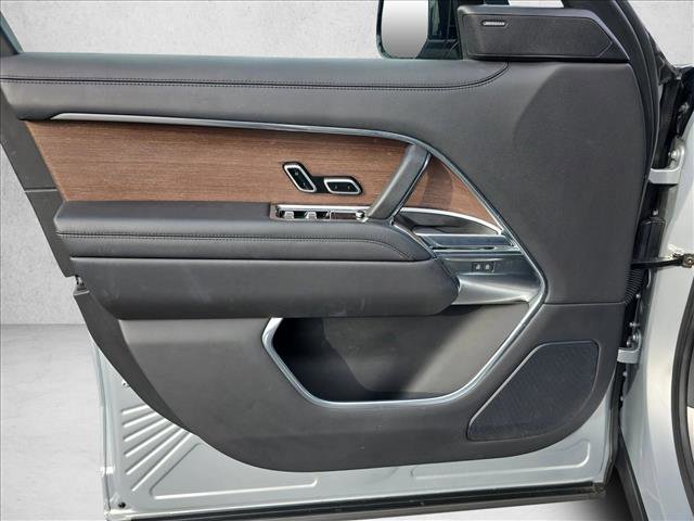 Used 2023 Land Rover Range Rover SE image 26