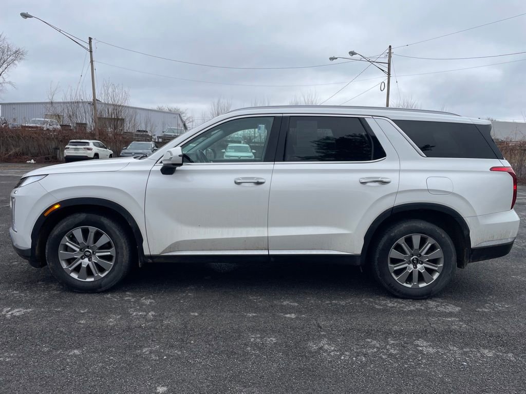 Used 2023 Hyundai Palisade SEL w/ Cargo Package image 2
