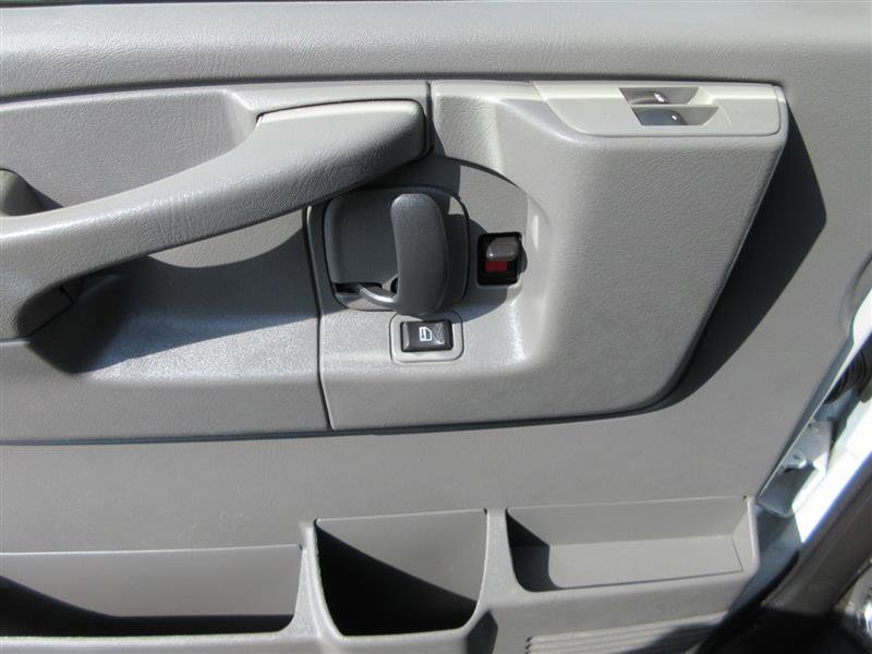 Used 2013 Chevrolet Express 3500 LT w/ LT Preferred Equipment Group RWD image 11