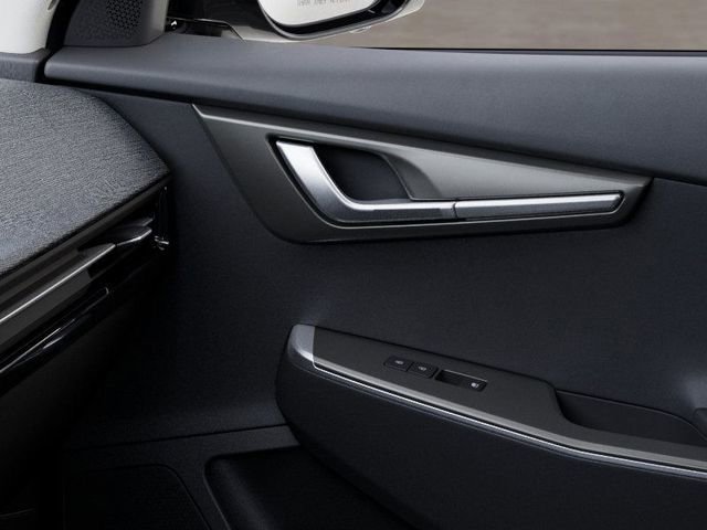 New 2025 Kia EV6 Light w/ Light LR Technology Package image 25