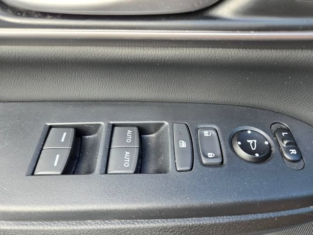 Used 2020 Honda CR-V Touring image 37