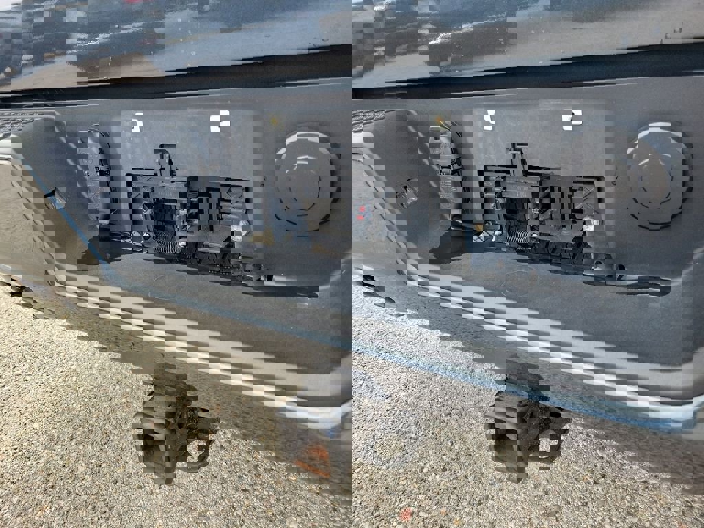 Certified 2021 Chevrolet Silverado 1500 RST image 9