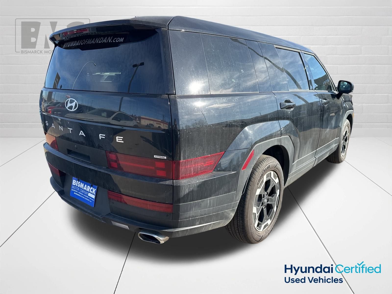 Used 2025 Hyundai Santa Fe SE image 4