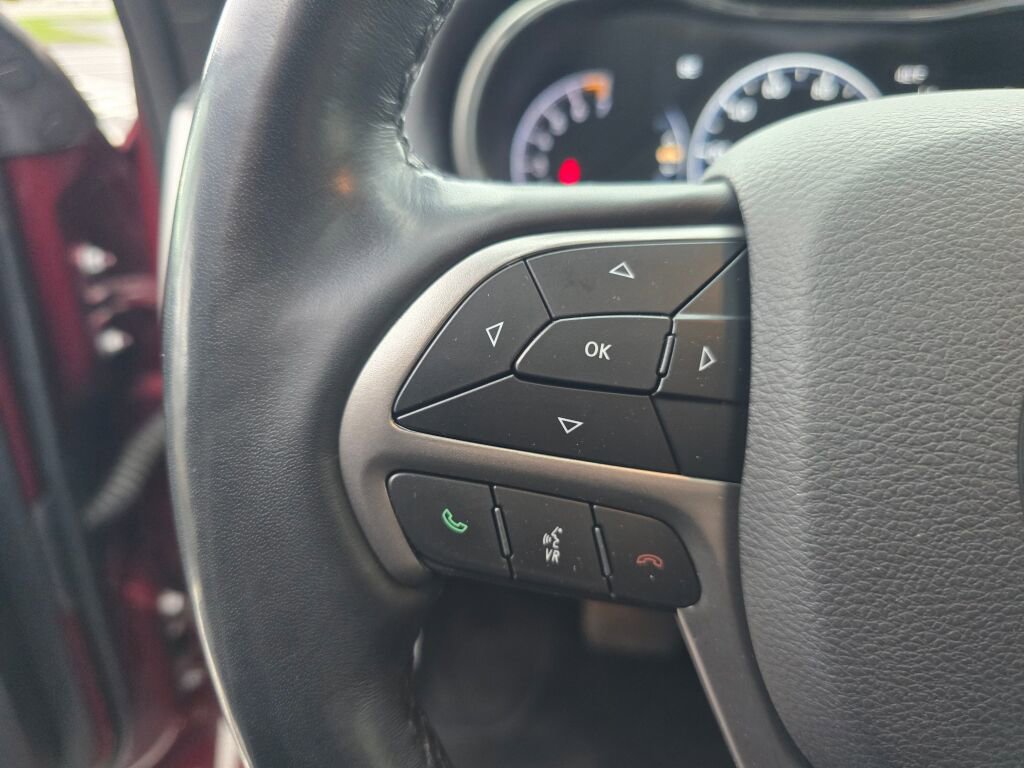 Used 2022 Jeep Grand Cherokee Laredo X image 23