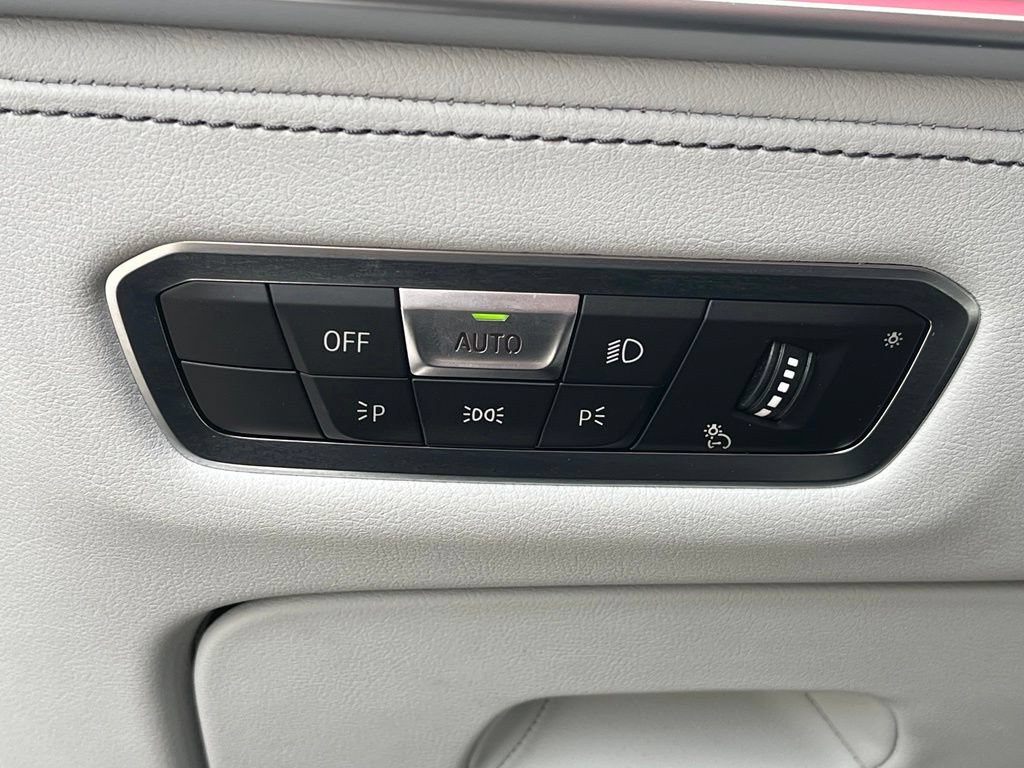 Used 2023 BMW XM AWD/4WD image 36
