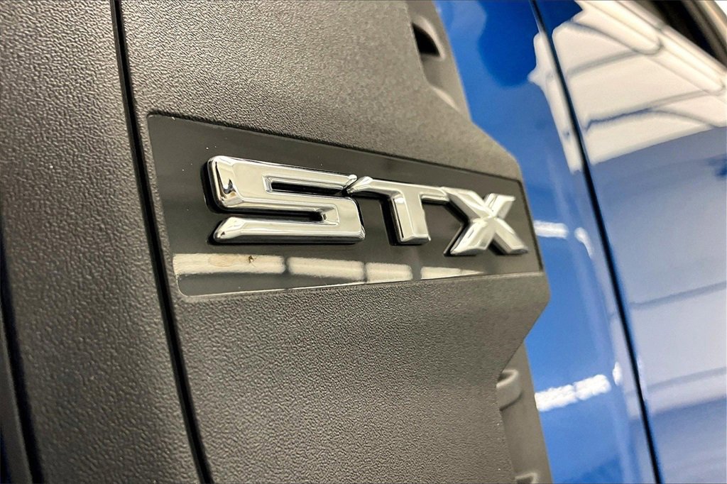 Used 2024 Ford Ranger XL image 8