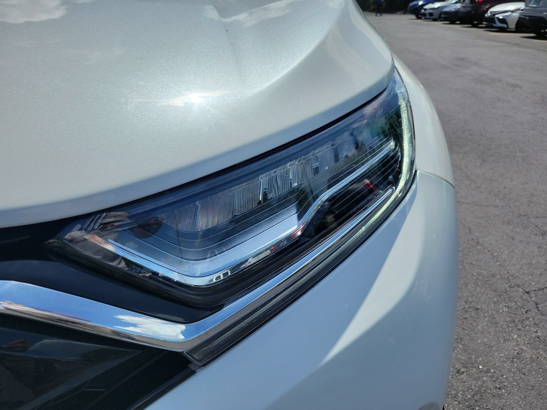 Used 2020 Honda CR-V Touring image 9