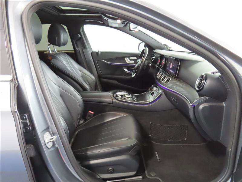 Used 2018 Mercedes-Benz E 300 image 39