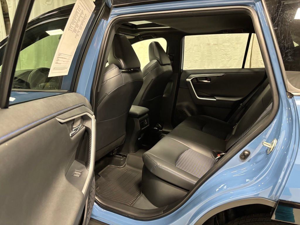 Used 2025 Toyota RAV4 XSE w/ Weather Package AWD/4WD image 43