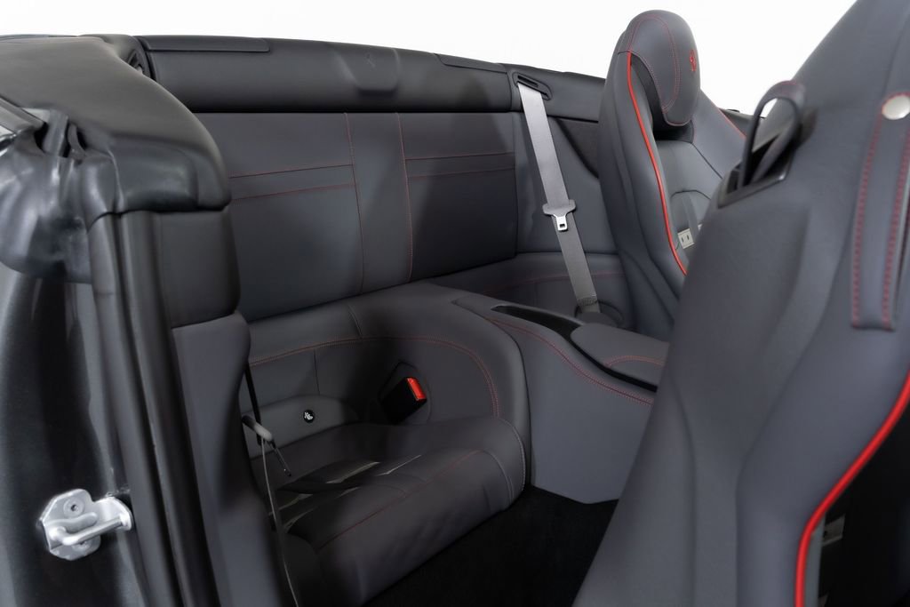 Used 2015 Ferrari California T RWD image 44