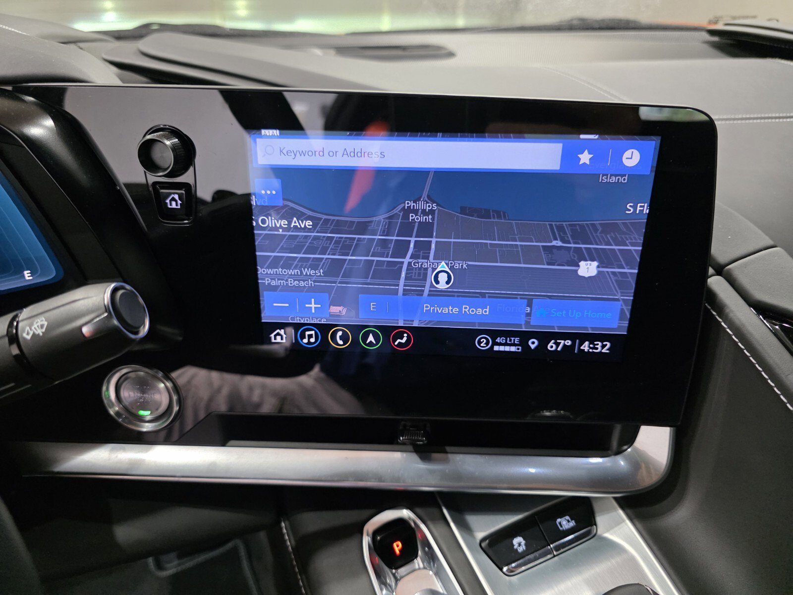 Used 2023 Chevrolet Corvette Z06 image 12