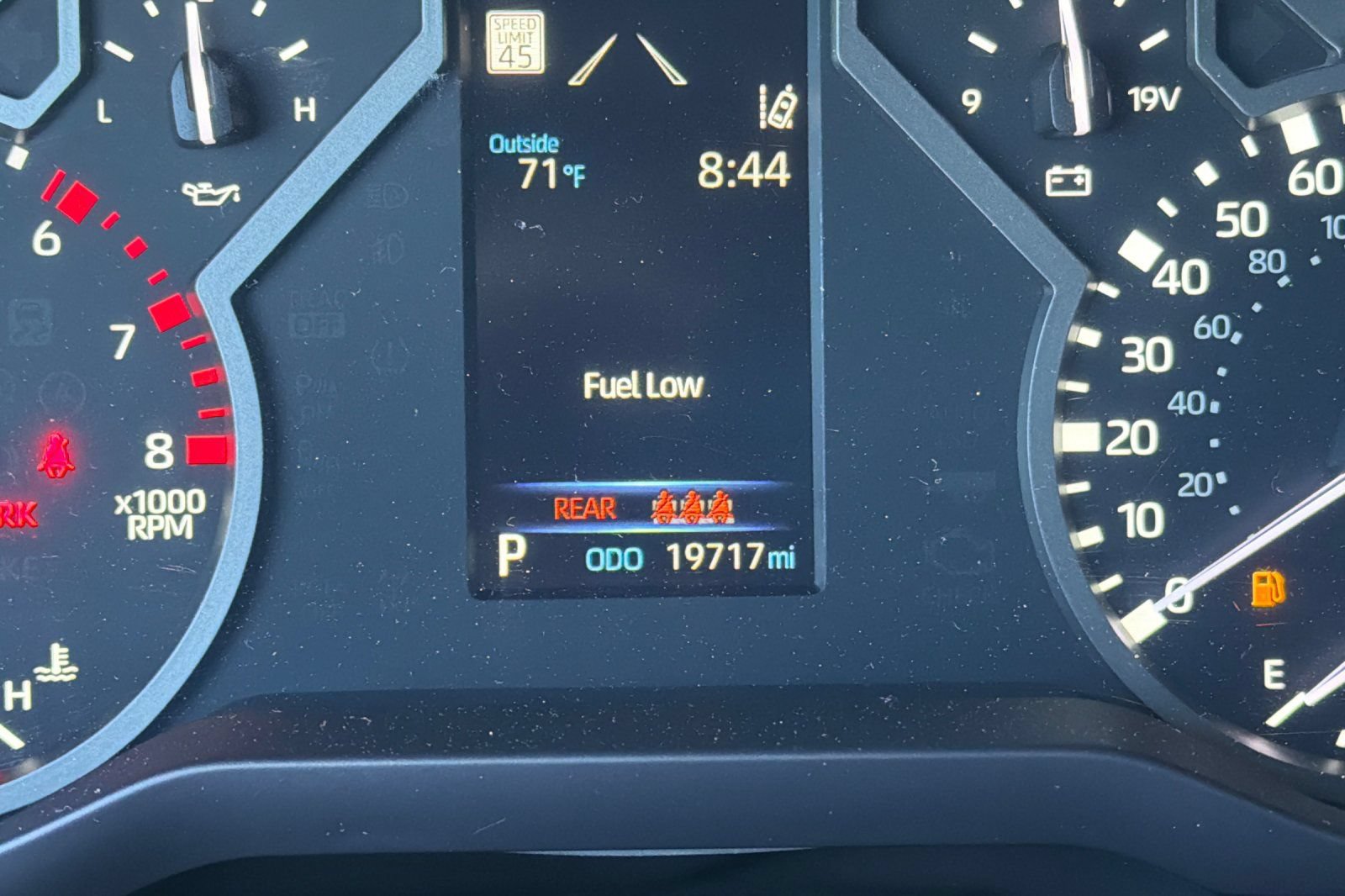 Used 2024 Toyota Tundra SR5 w/ SR5 Convenience Package AWD/4WD image 25