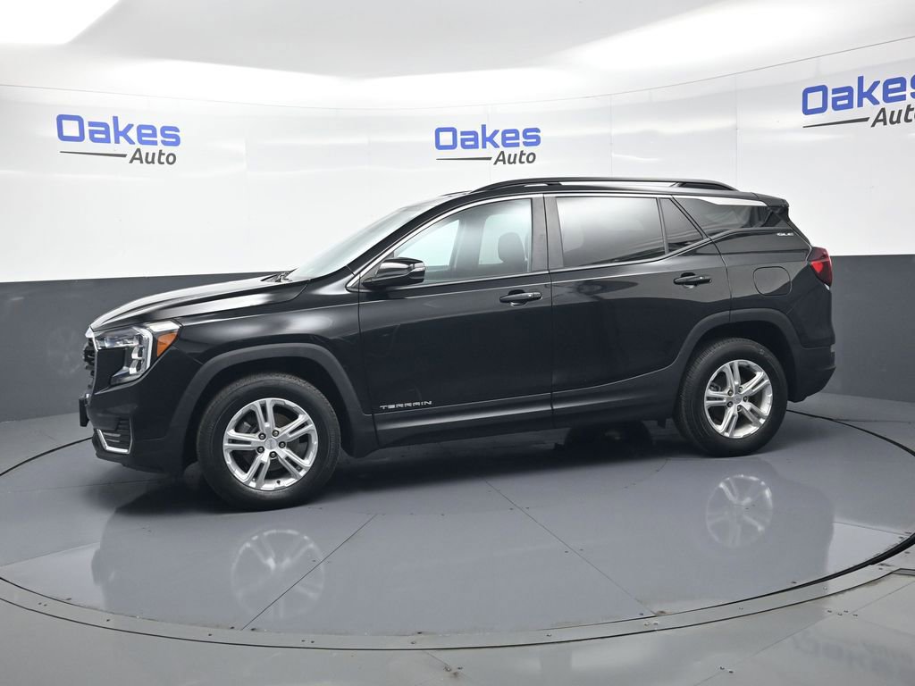 Used 2023 GMC Terrain SLE w/ Driver Convenience Package AWD/4WD image 5