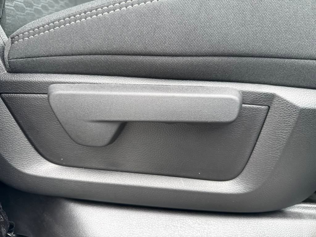 New 2025 RAM 5500 Tradesman image 15