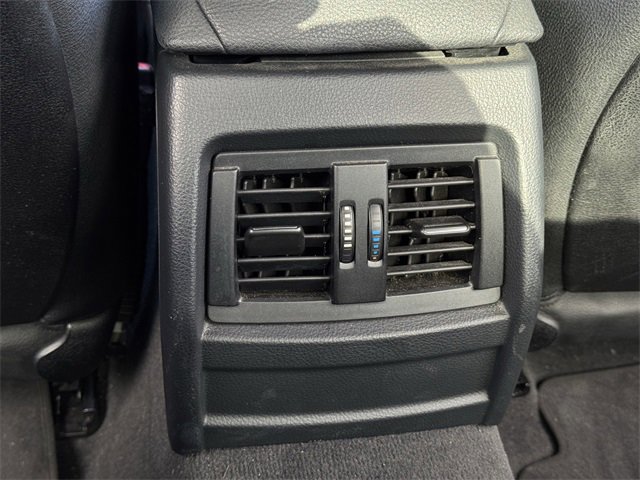Used 2014 BMW 320i xDrive Sedan image 26