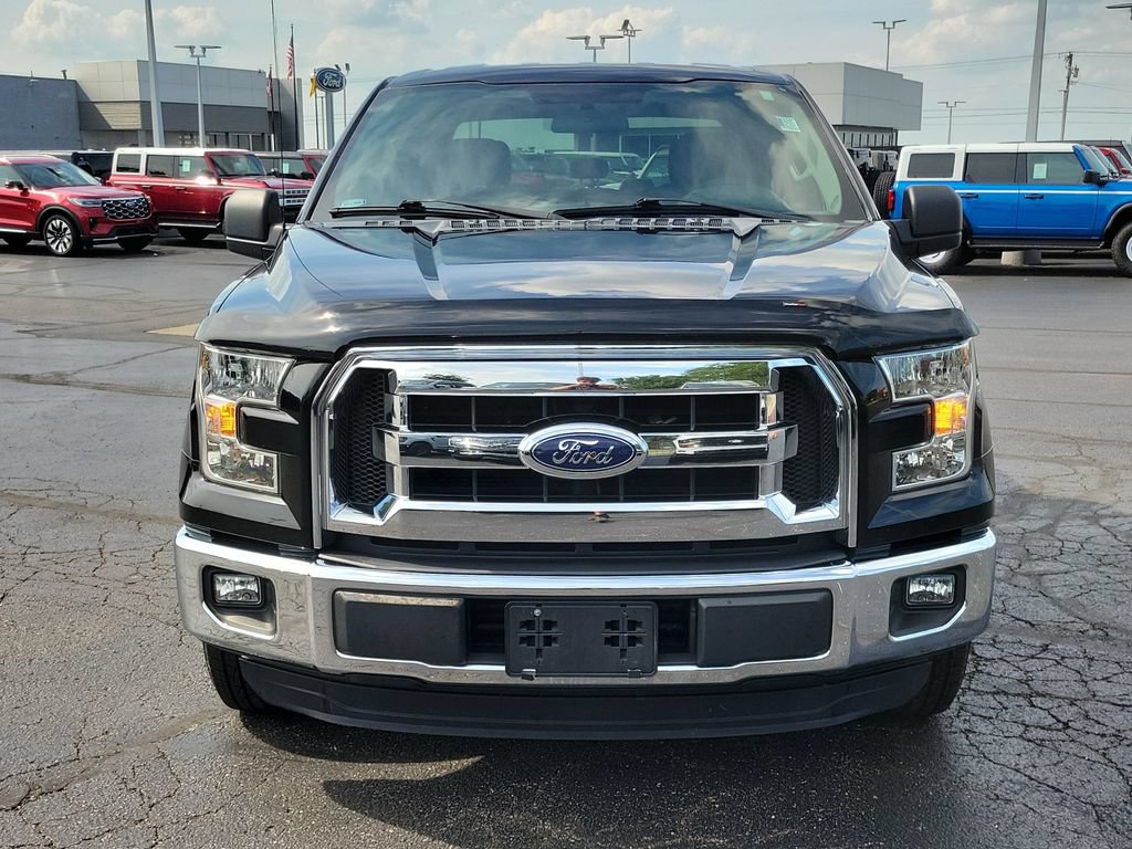 Used 2016 Ford F150 XLT w/ Trailer Tow Package RWD image 2