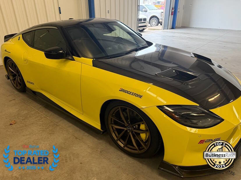 Used 2023 Nissan Z w/ Floor Mat Package (L93) image 1