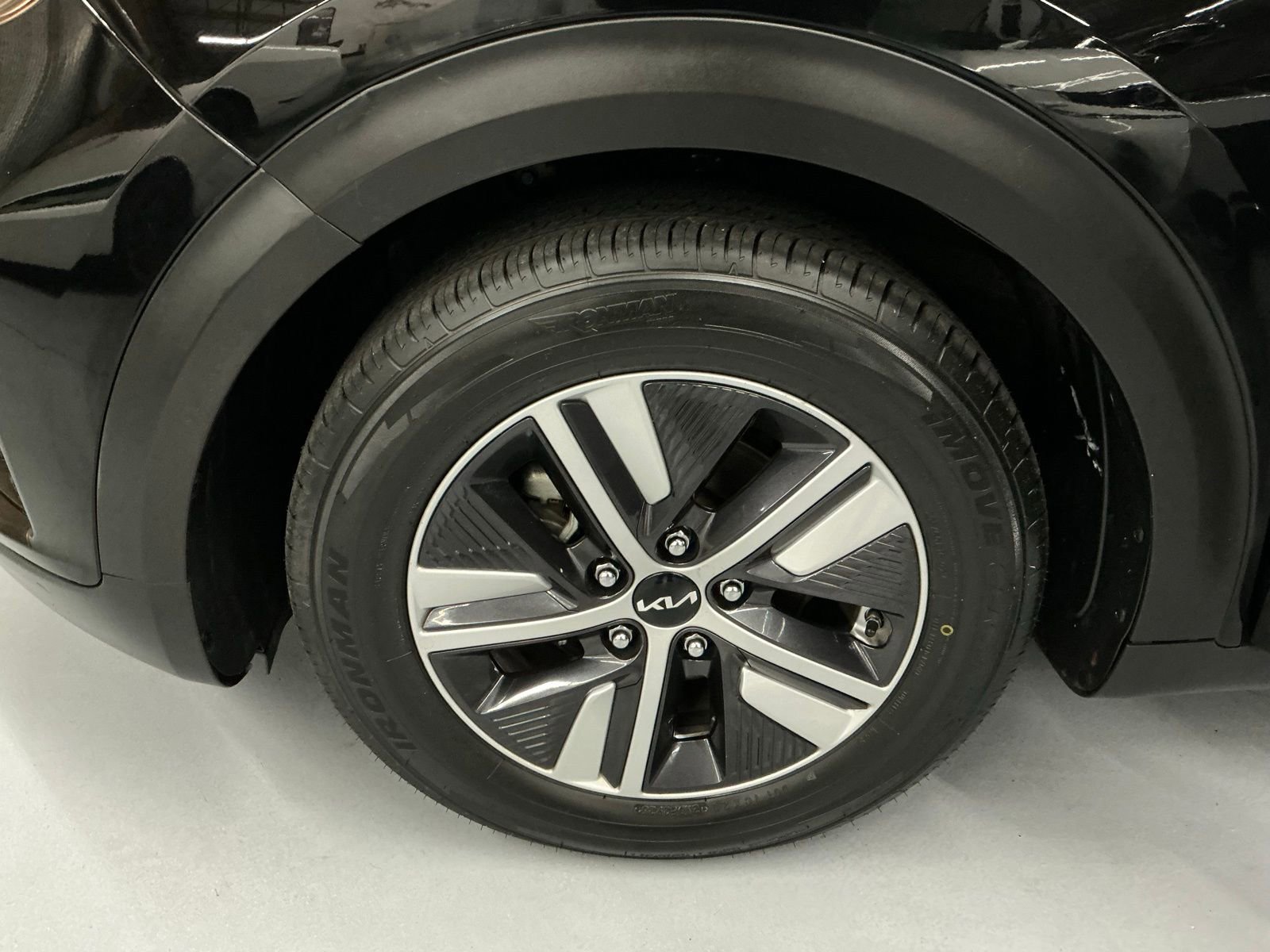 Used 2022 Kia Niro LXS w/ Digital Cluster Package image 30