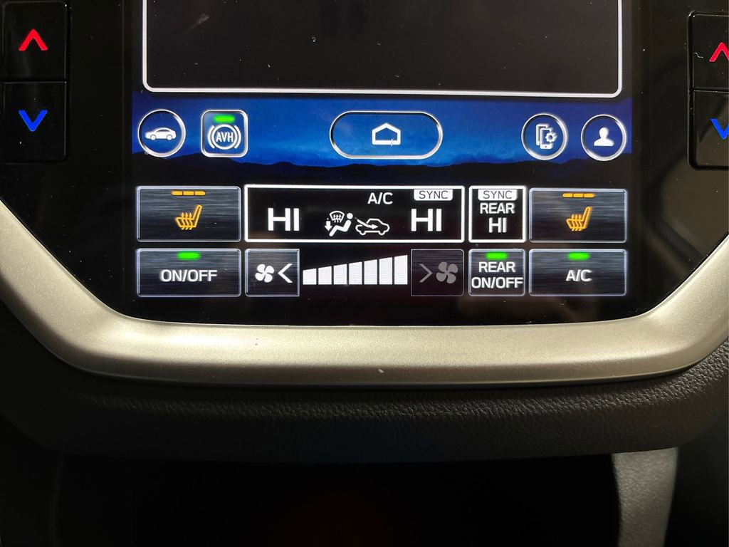 Used 2024 Subaru Ascent Limited w/ Technology Package image 35