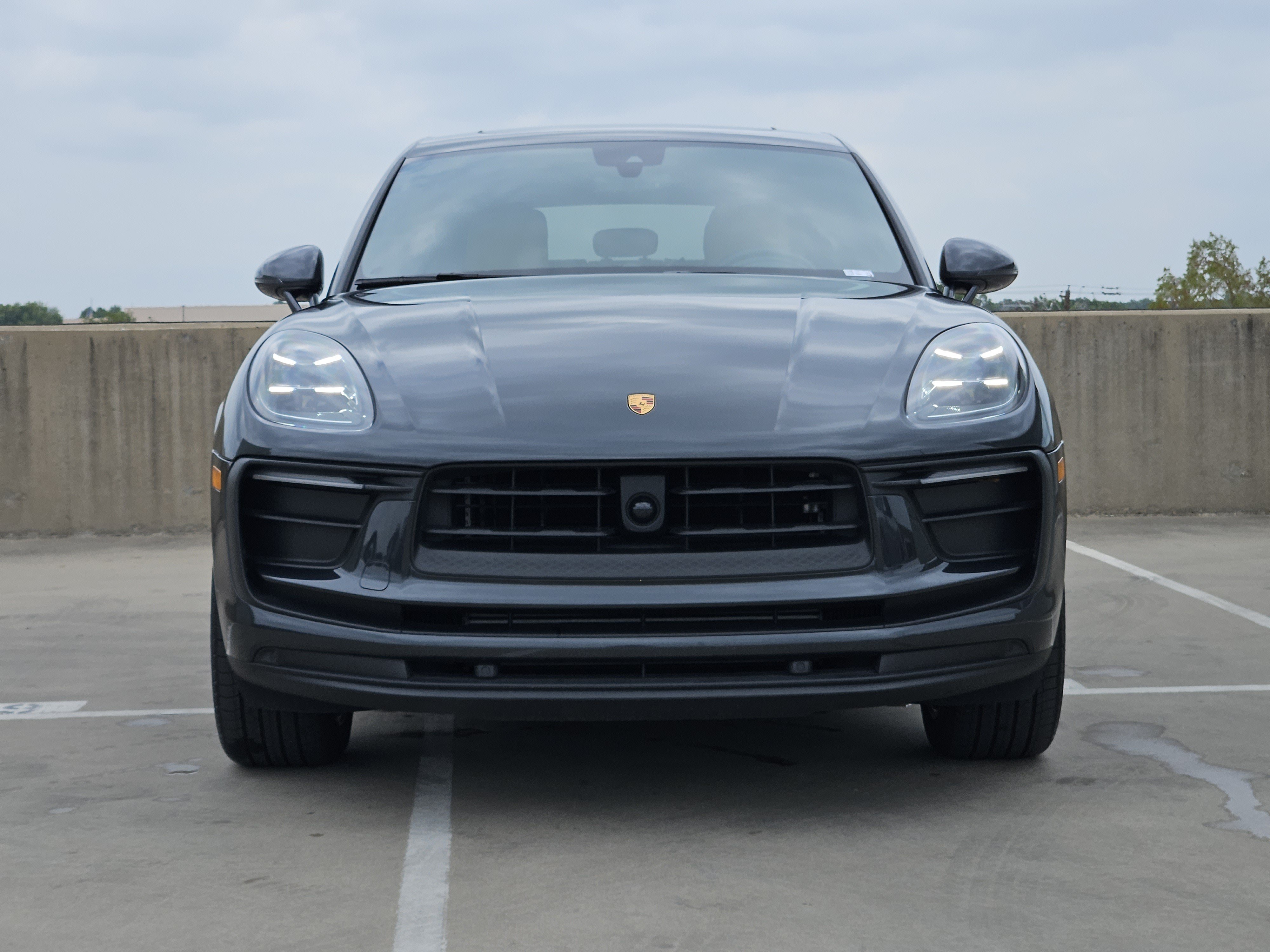 Certified 2026 Porsche Macan AWD/4WD image 11