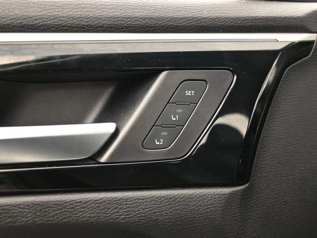 Used 2023 Mitsubishi Outlander SEL image 17