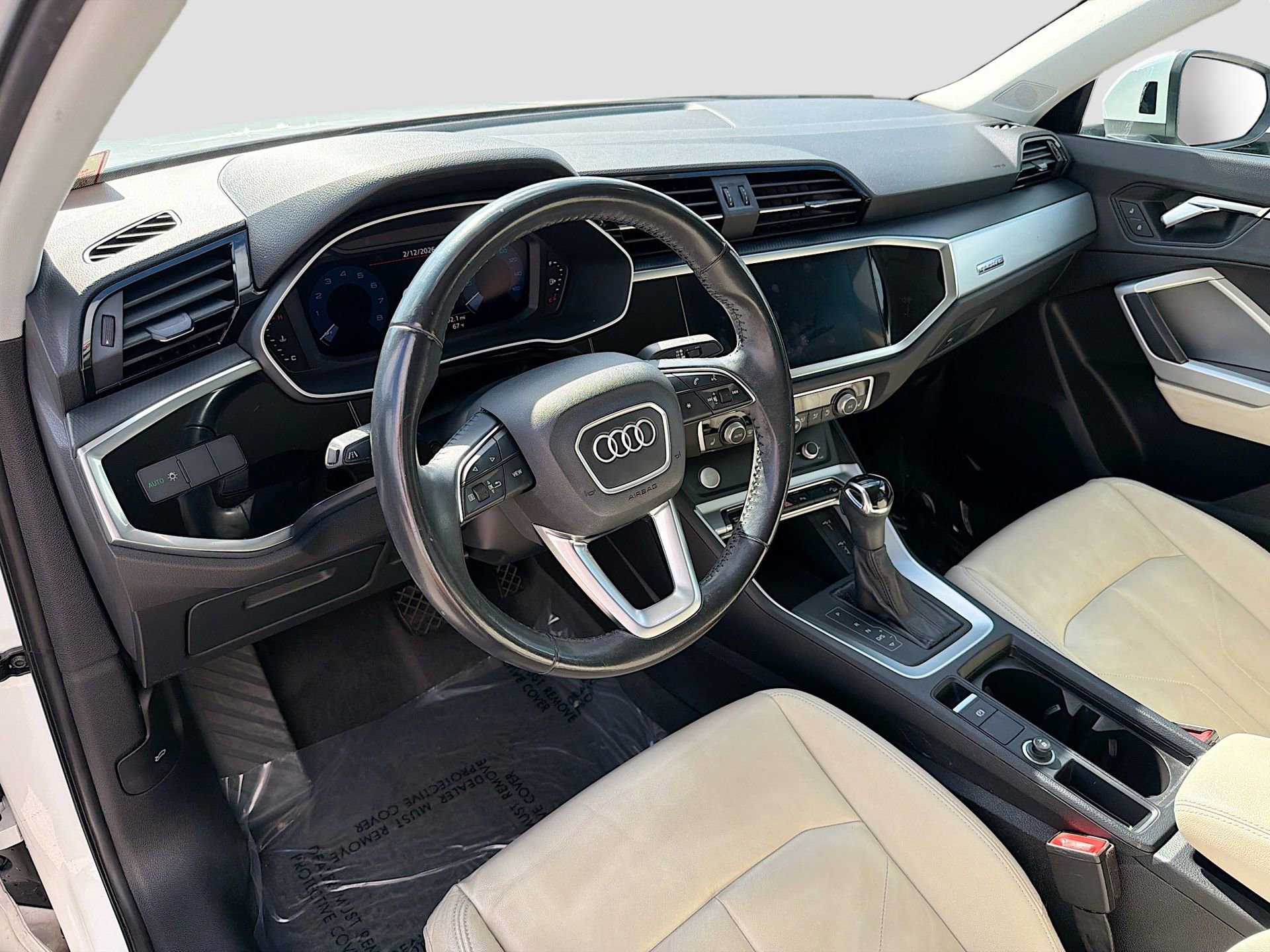 Used 2020 Audi Q3 2.0T Premium image 27