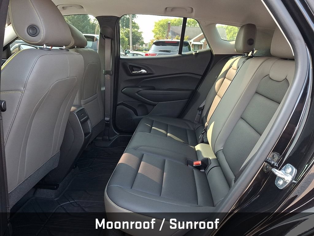 Used 2025 Chevrolet Trax ACTIV w/ Sunroof Package FWD image 13
