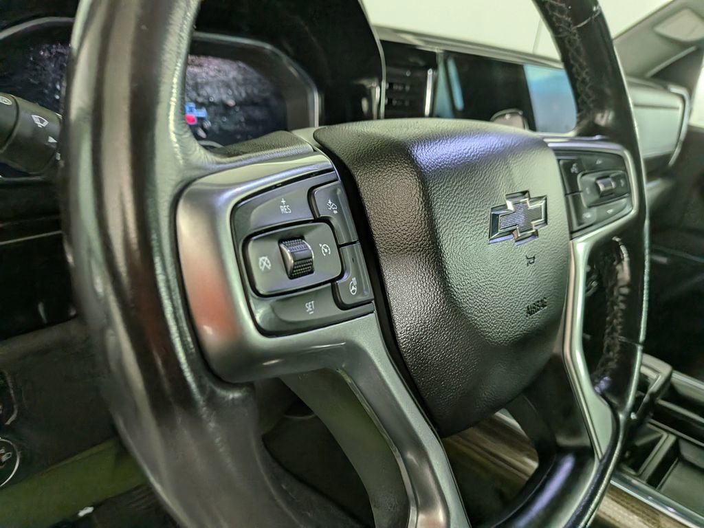 Used 2022 Chevrolet Silverado 1500 LT Trail Boss w/ LT Trail Boss Premium Package AWD/4WD image 22