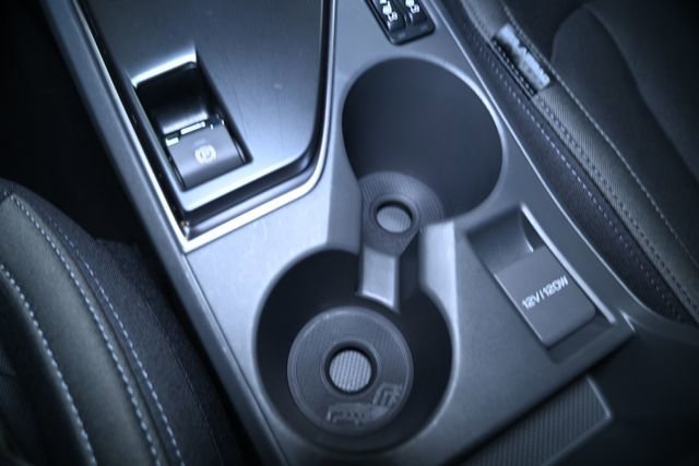 Used 2025 Subaru Crosstrek 2.0i Premium image 28