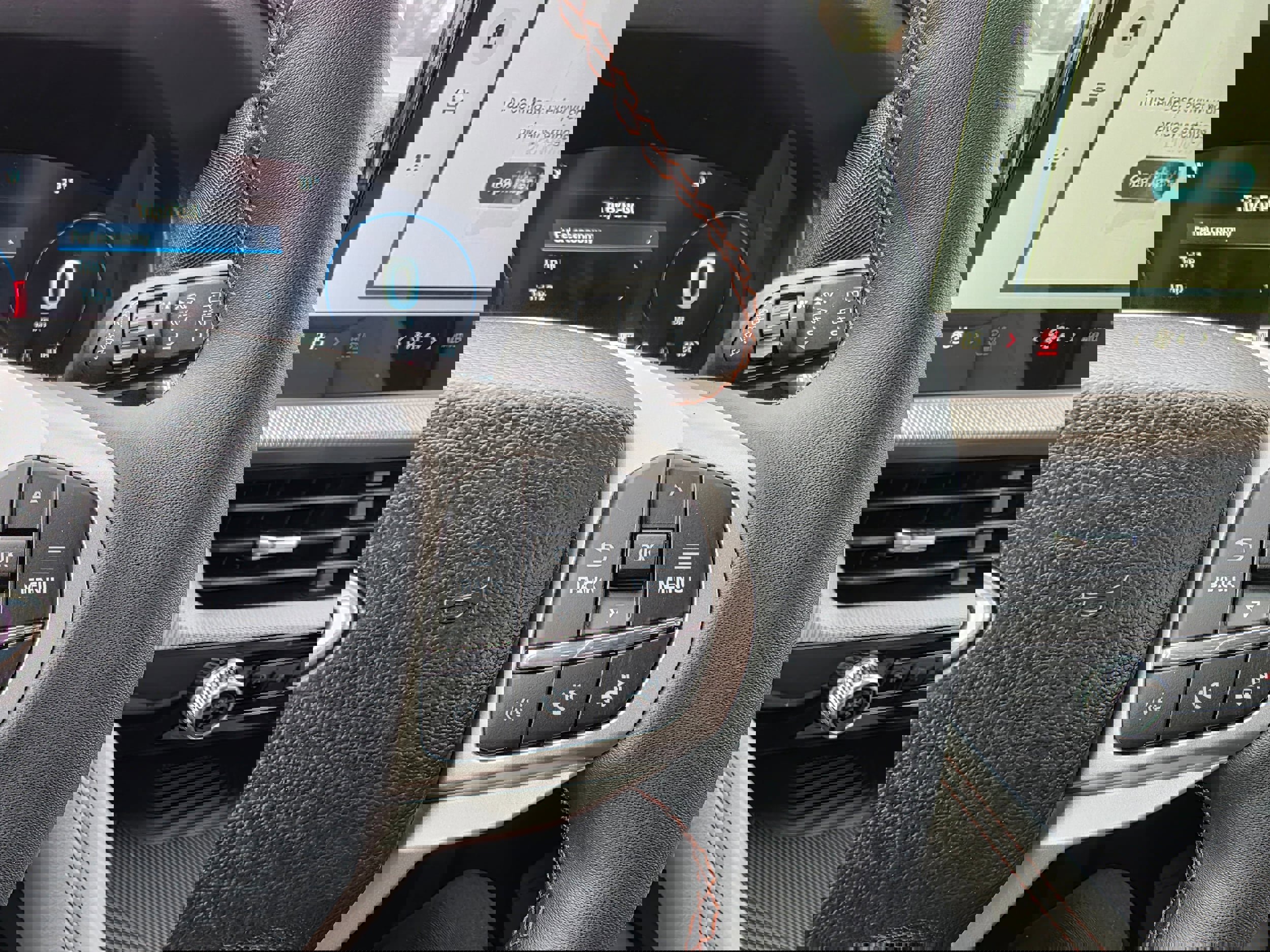 New 2026 Ford Explorer Active w/ Active Comfort Package image 24