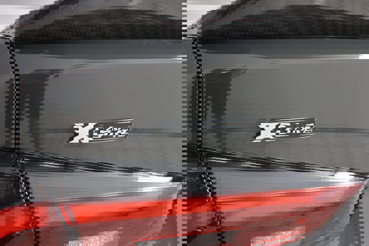 Used 2024 BMW M4 xDrive Competition w/ M Carbon Exterior Package image 44