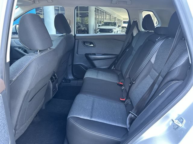 Used 2022 Nissan Rogue SV FWD image 27