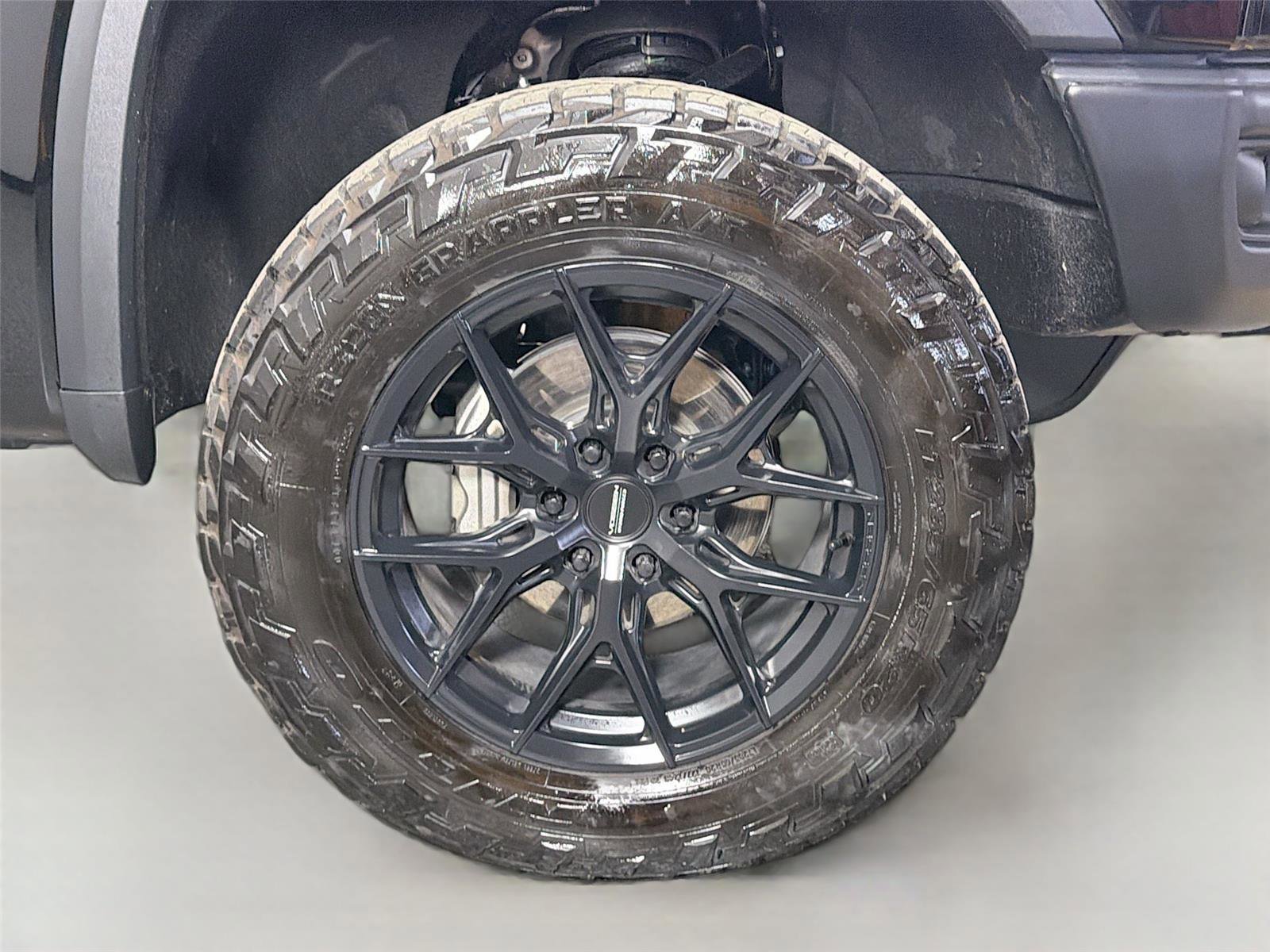 Used 2026 GMC Sierra 1500 AT4X w/ AT4X AEV Edition AWD/4WD image 14