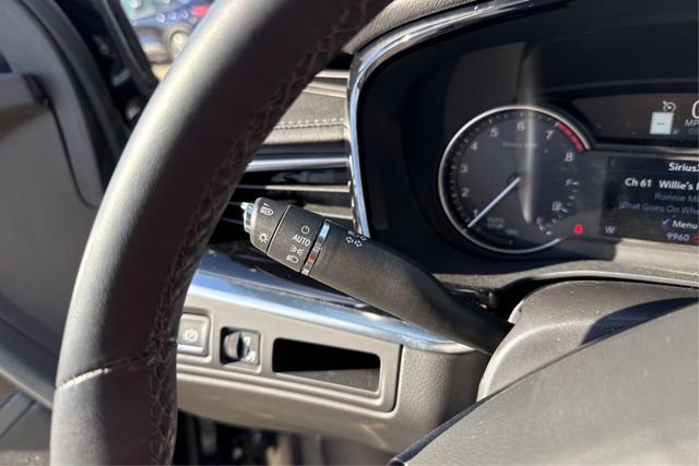 Used 2024 Cadillac XT6 Sport image 17