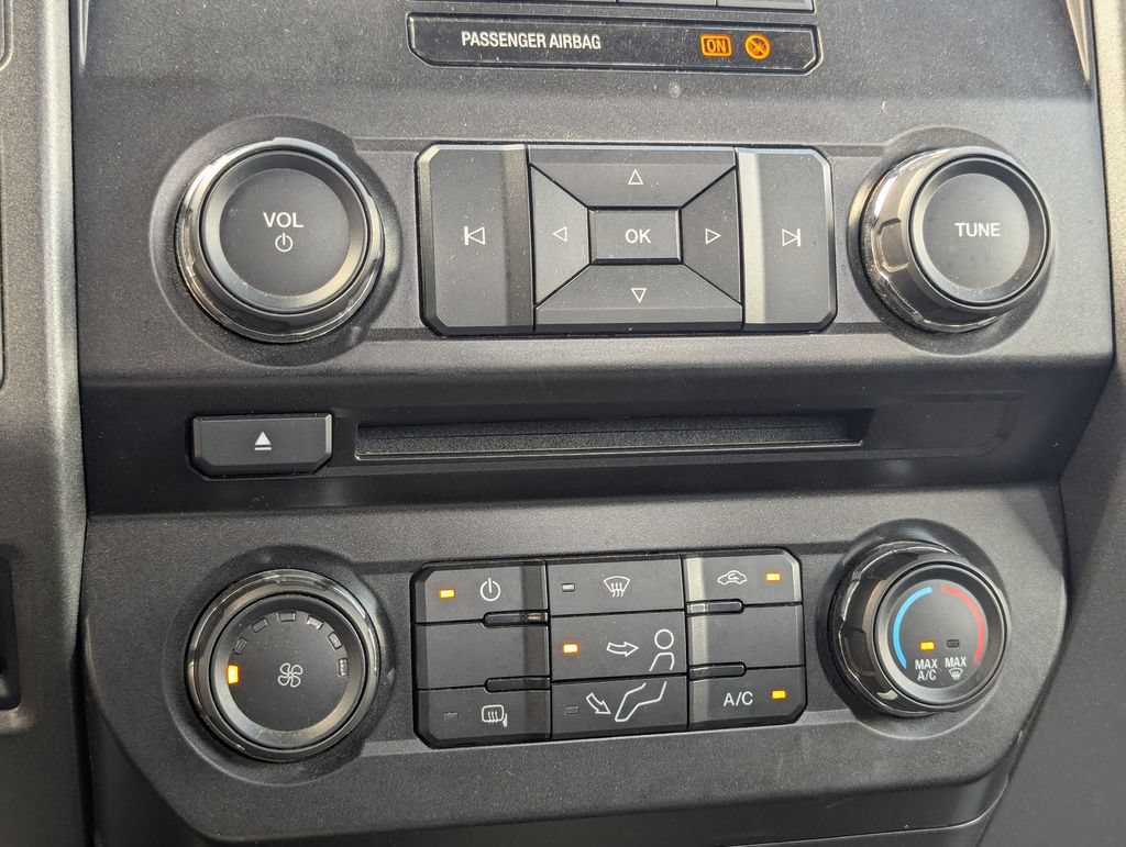 Used 2018 Ford F250 XL w/ STX Appearance Package AWD/4WD image 18