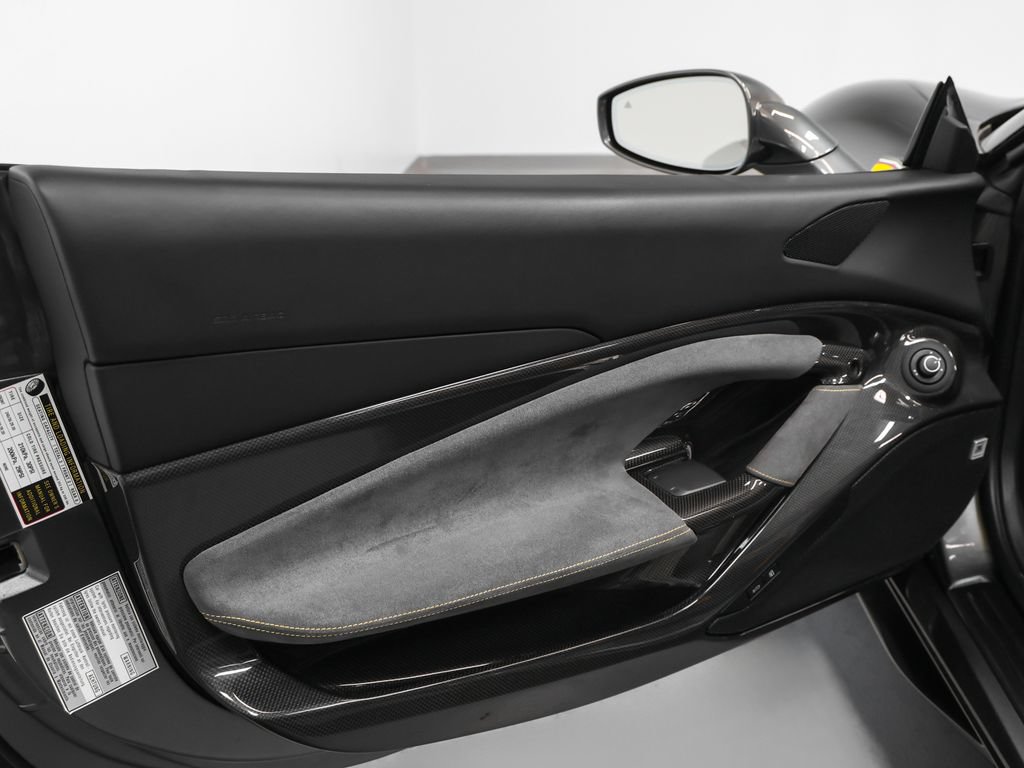 Certified 2022 Ferrari F8 Tributo RWD image 90