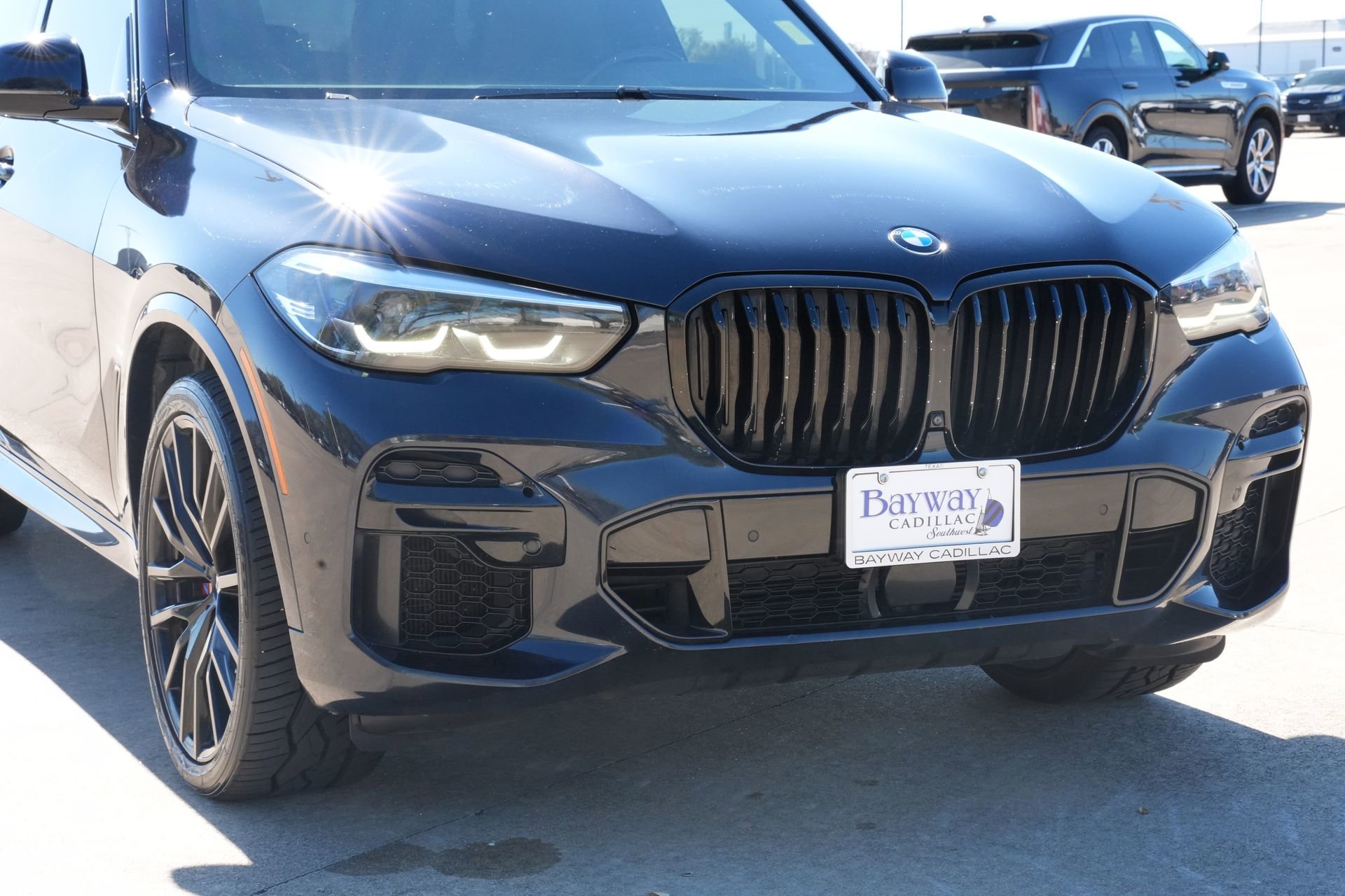 Used 2022 BMW X5 sDrive40i w/ M Sport Package RWD image 29