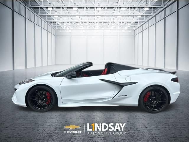 New 2026 Chevrolet Corvette Z06 w/ Stealth Interior Trim Package image 7
