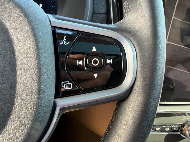 Used 2026 Volvo XC90 B6 Plus AWD/4WD image 21