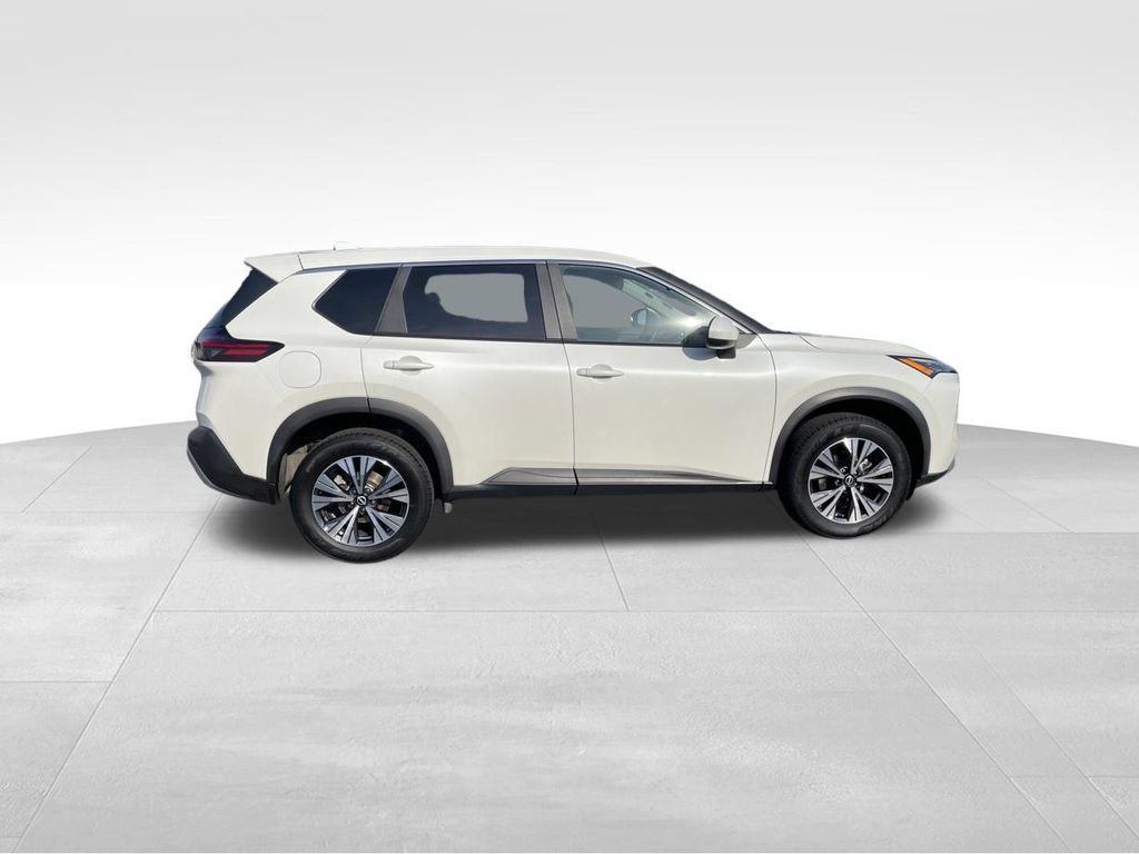 Used 2023 Nissan Rogue SV AWD/4WD image 9