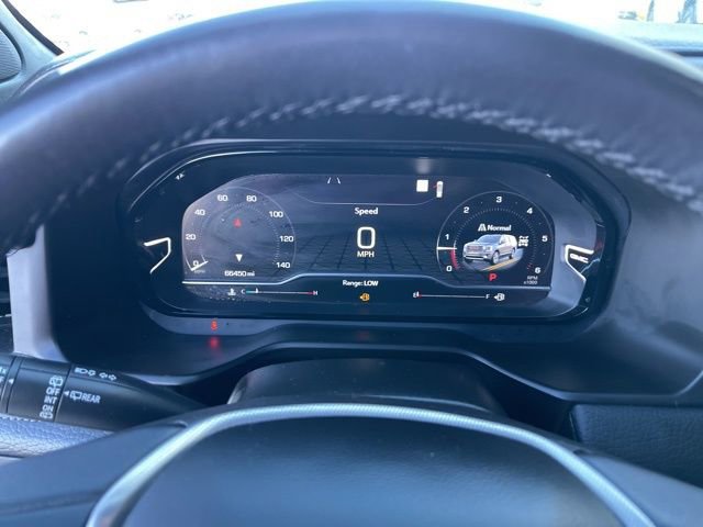 Used 2022 GMC Yukon XL Denali image 9