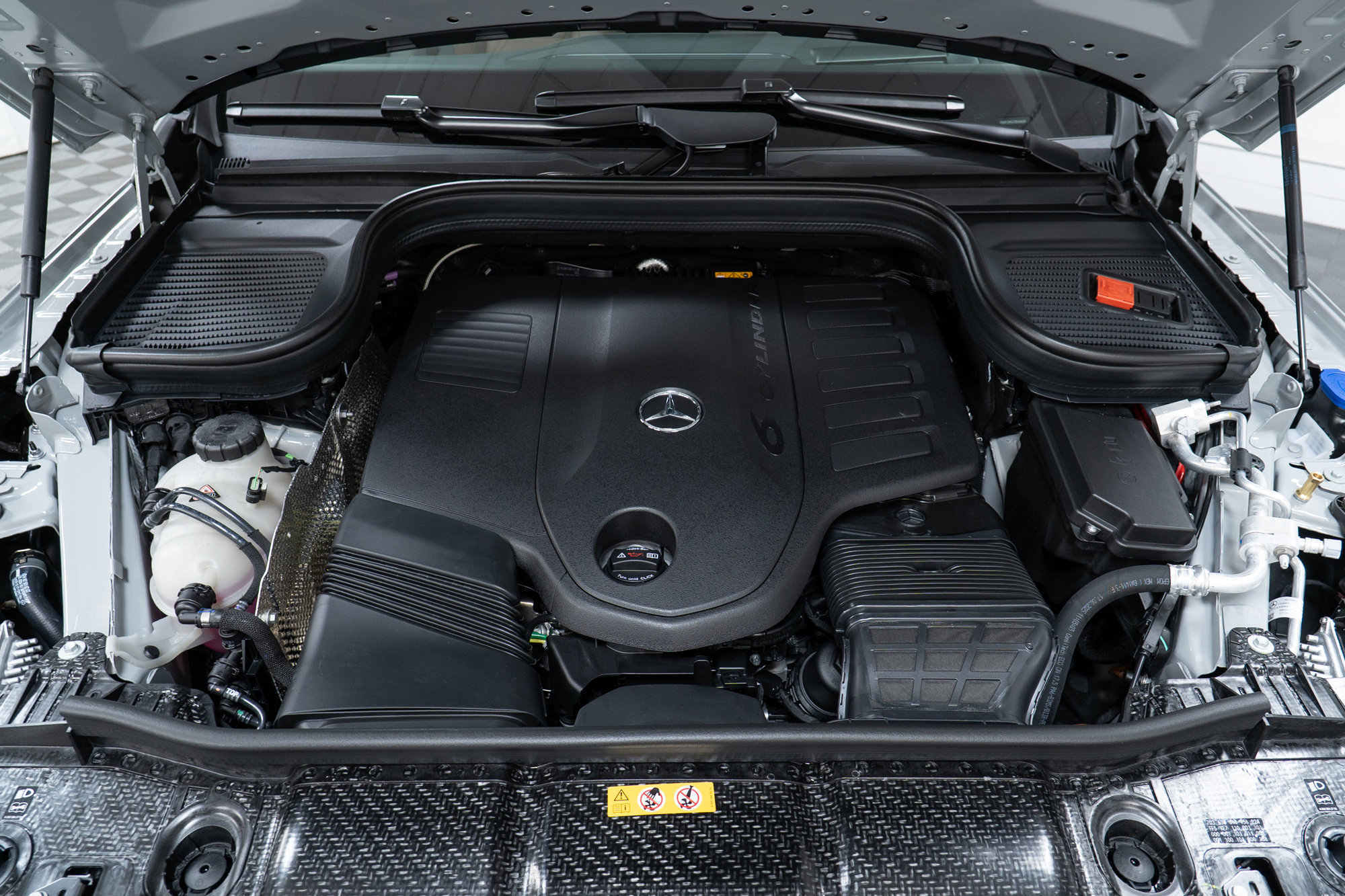 Used 2026 Mercedes-Benz GLS 450 4MATIC image 9