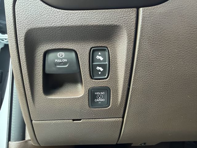 Used 2025 RAM 1500 Limited image 53